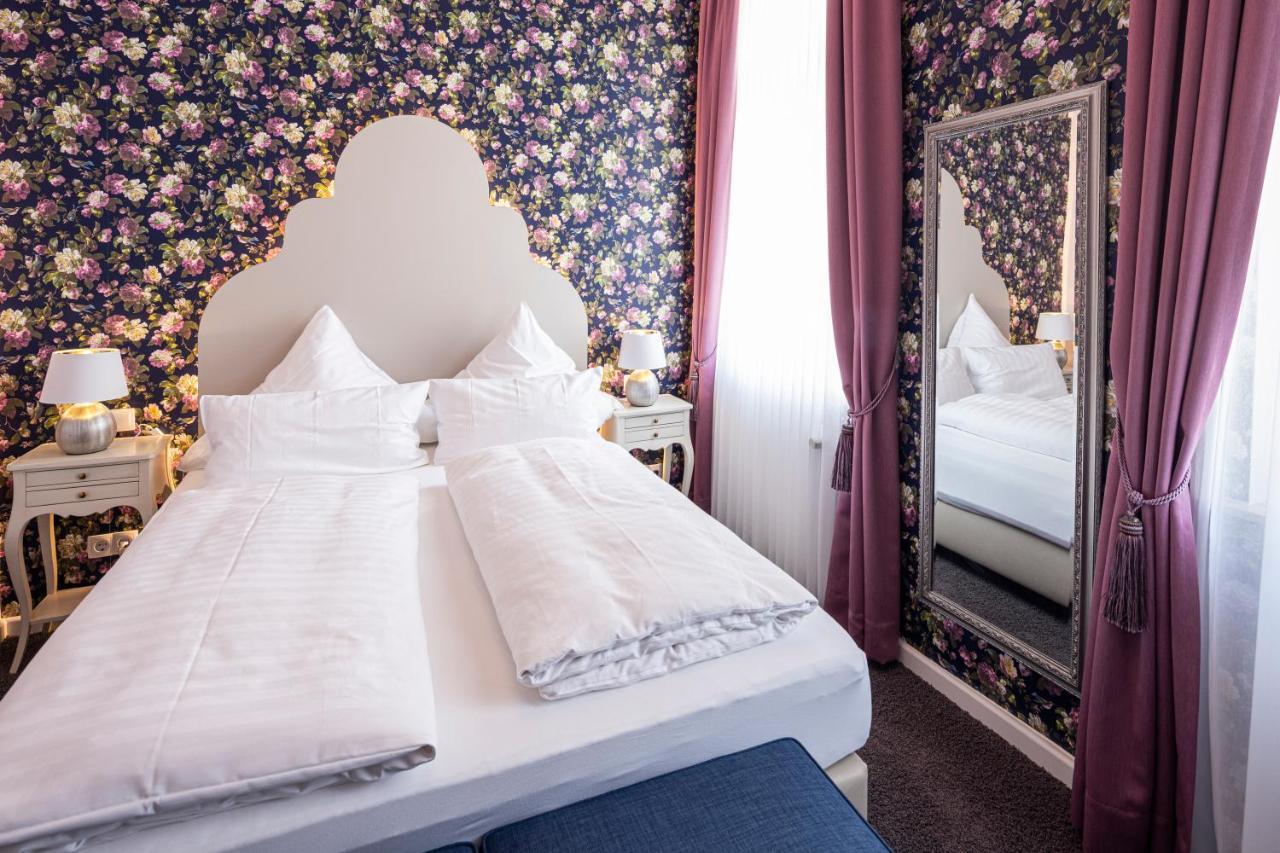 Parkhotel Bilm Im Glueck Am Stadtrand Hannovers Sehnde Extérieur photo