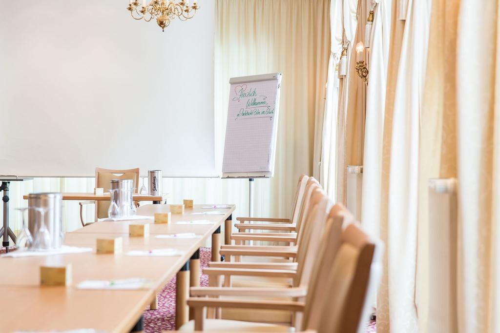 Parkhotel Bilm Im Glueck Am Stadtrand Hannovers Sehnde Extérieur photo